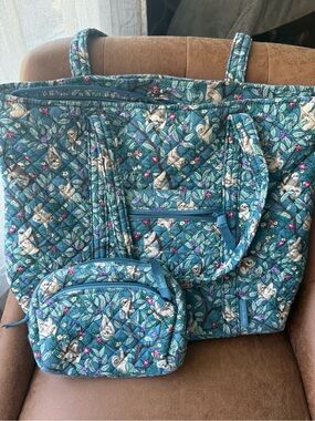 Quilted Teal Sloth Tote Bag with Matching Pouch